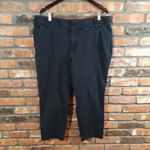 Ava & Viv Black Cropped Pants